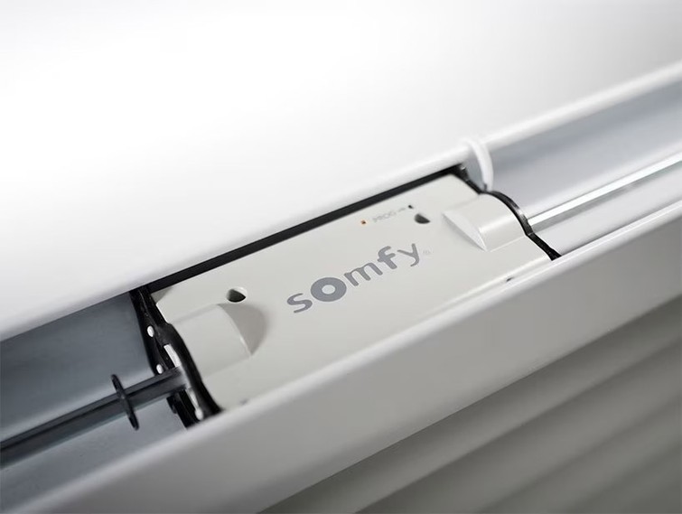 battery motor headrail somfy zigbee